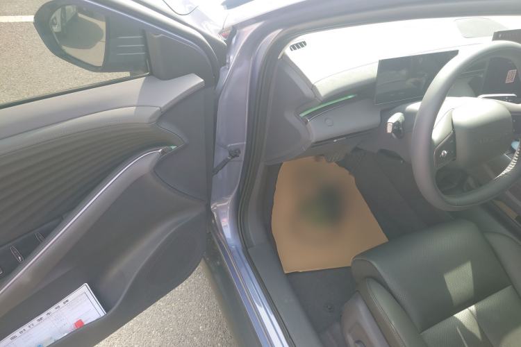 Used Nissan N6 2026 Model 180 Max Driver Seat