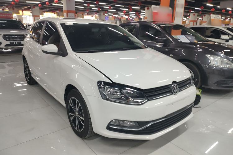 Used Volkswagen Polo 2016 1.6L Automatic Comfort Model
