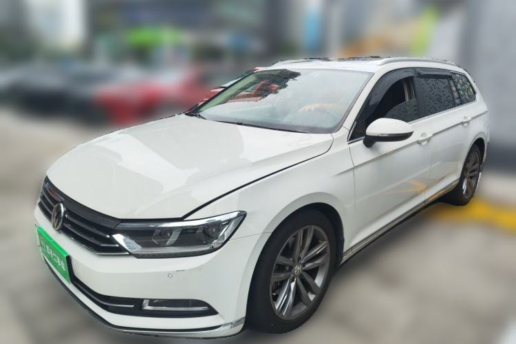 Used Volkswagen Variant 2017 380TSI Two-Wheel Drive Comfort Edition Guazi used car, China used car export, Used car for sale, Used cars, Cheapest cars for sale