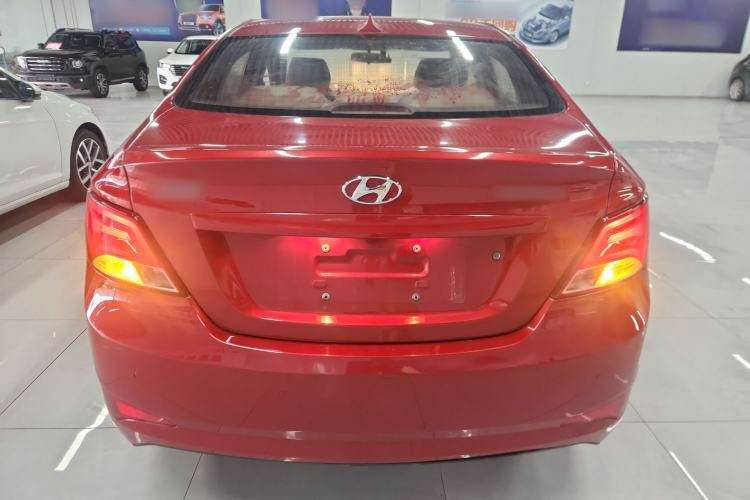 Used Hyundai Verna (older generation) 2016 1.4L Manual Smart GLS Trim Rear