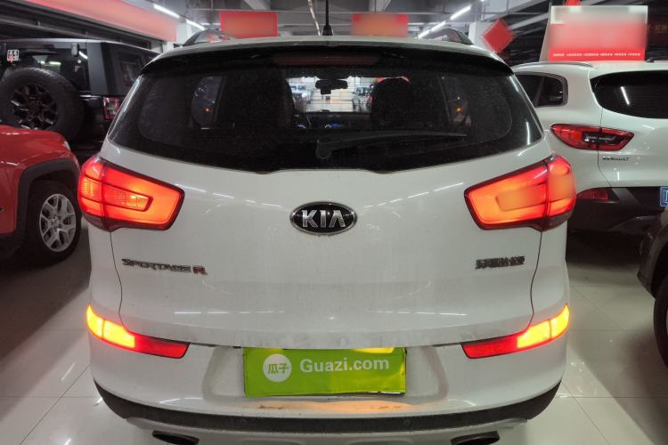 Used Kia Sportage R 2015 2.0L Automatic Two-Wheel Drive DLX Model
