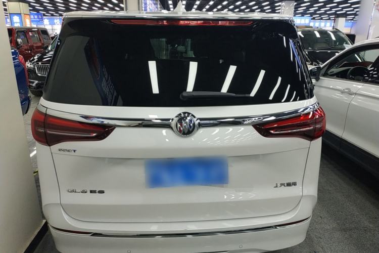 Used Buick GL8 2022 ES Land Cruiser 653T Luxury Model
