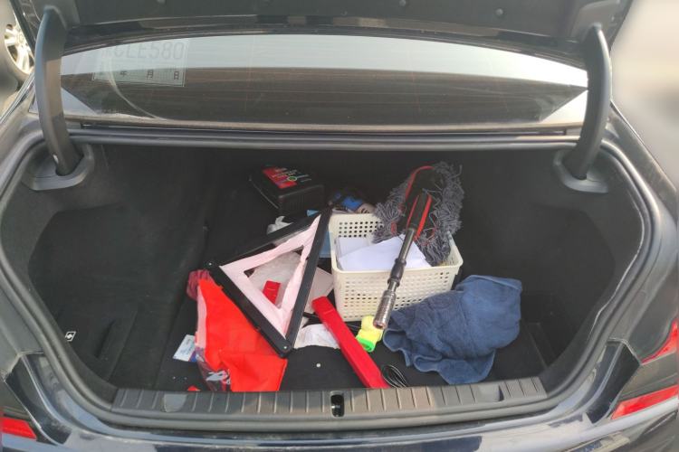 Used BMW 7 Series  Trunk