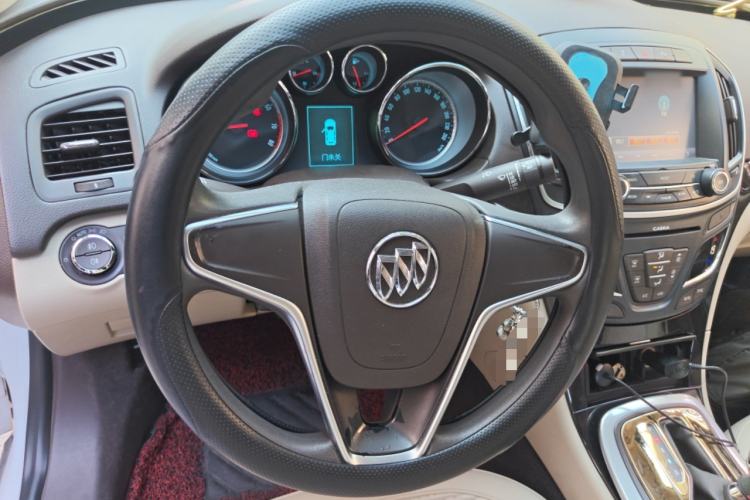 Used Buick Regal 2015 2.0L Leading Fashion Edition