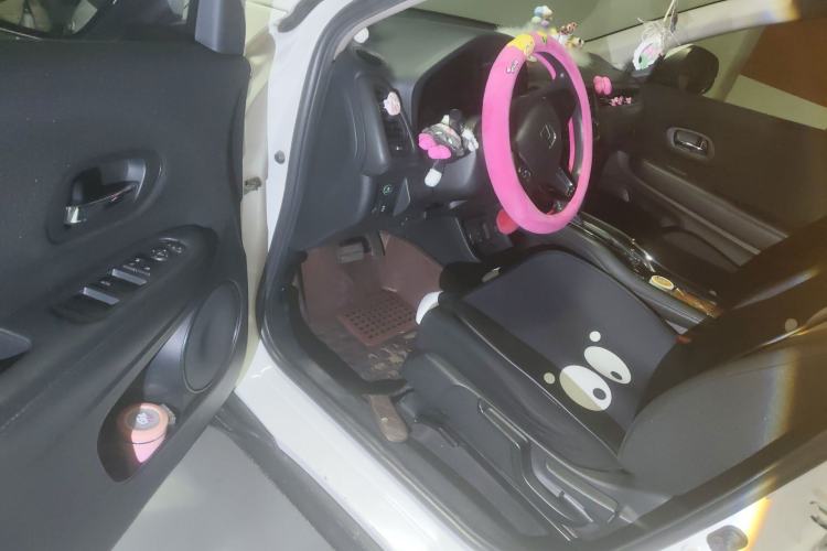 Used Honda Vezel 2015 1.5L CVT two-wheel drive Comfort trim Driver Seat