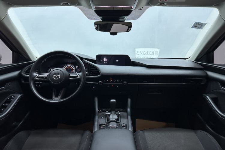 Used Mazda 3 Axela 2020 1.5L Automatic ZhiMei Edition Interior 1