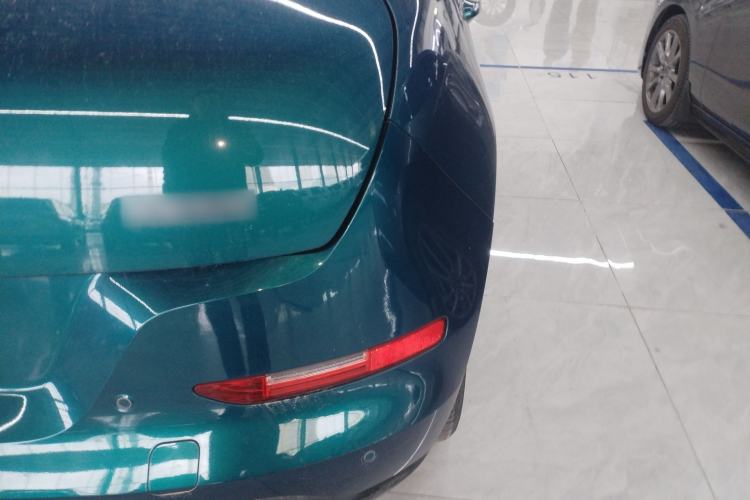 Used ORA Good Cat 2022 Morandi Edition 400km Standard Range Luxury Version Lithium Iron Phosphate Right Rear Taillight