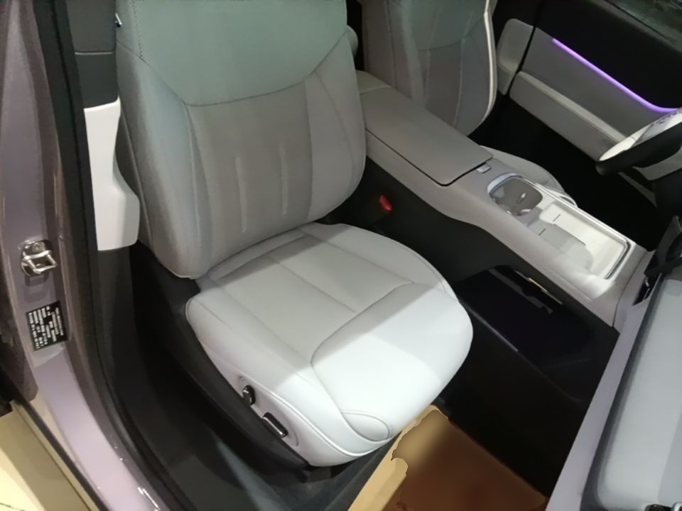 XPeng G6 2025 625 Long-Range Max Tech Edition — снимка 19