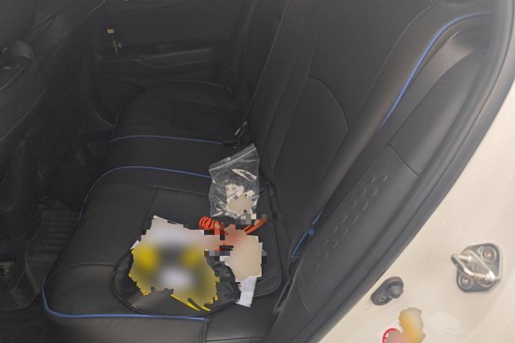 Used Toyota IZOA 2018 2.0L Yichi Edition China V Standard Left Rear Seat