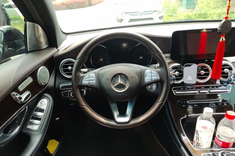 Used Mercedes-Benz GLC 2019 GLC 260 L 4MATIC Dynamic Model