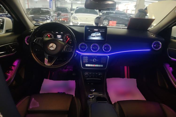 Used Mercedes-Benz GLA 2017 GLA 200 Fashion Model