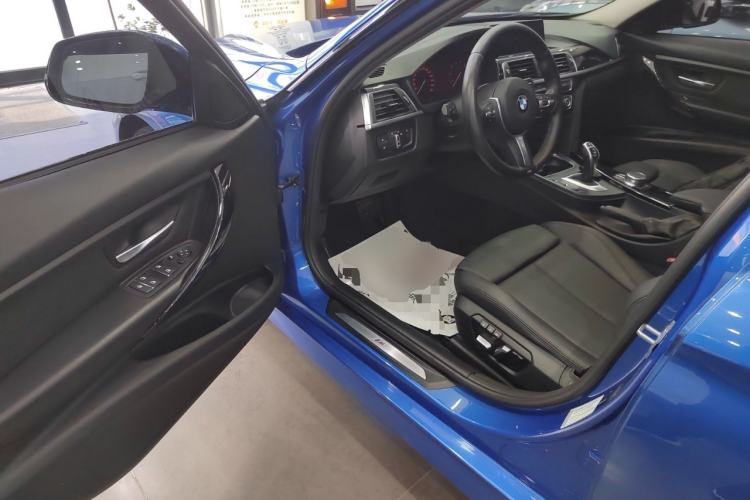 Used BMW 3 Series 2018 320Li Leading Model M Sport Package