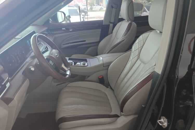 Used Ford Equator 2021 EcoBoost 225 Premier 6-Seater Left Front Seat