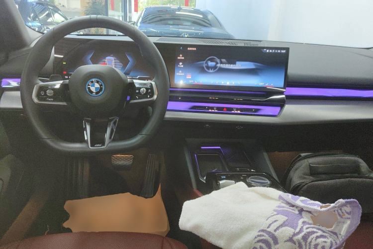 Used BMW i5 2024 eDrive 35L M Sport Package
