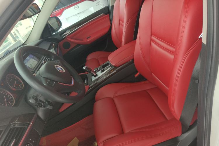 Used BMW X6 2014 xDrive35i Sport model Left Front Seat