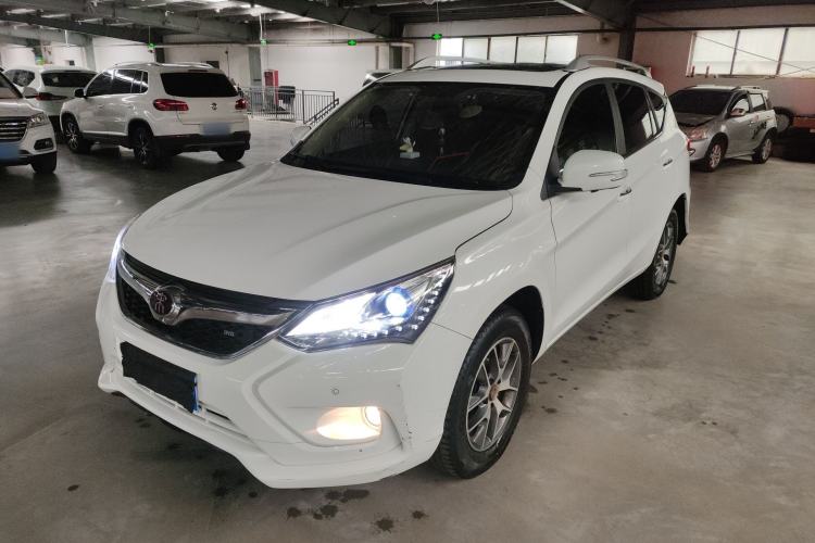 Used BYD Song 2017 Gaishe Upgrade Edition 1.5TID Automatic Elite Model
