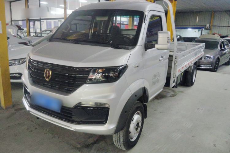 Used Jinbei Gold Card S6 2024 1.6L Standard Cargo Truck Single Cab 3.7-Meter Rear Dual Wheels SWD16MS Stake Bed