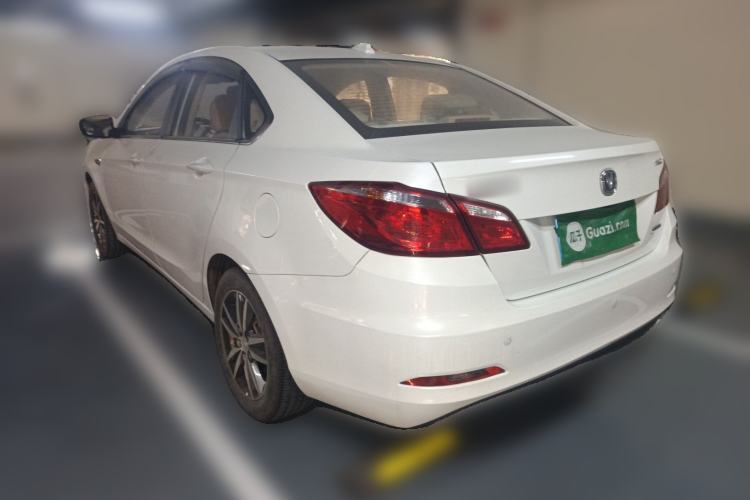 Used Changan Eado 2015 1.6L Manual Luxury Model China IV Standard
