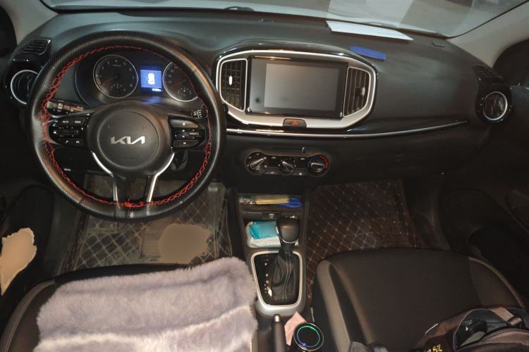 Used Kia kx1 Stonic 2021 1.4L CVT Fun Edition
