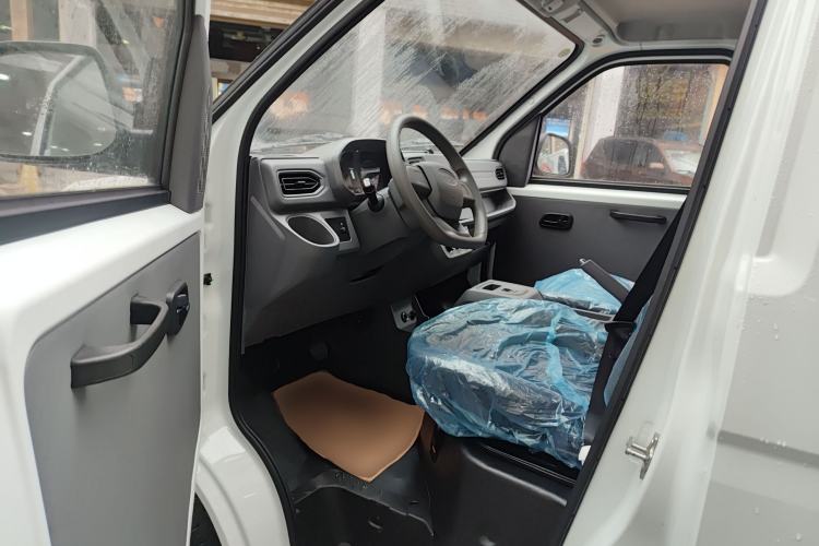 Used Karry Jiangtun E5 2024 230 km Standard Version
