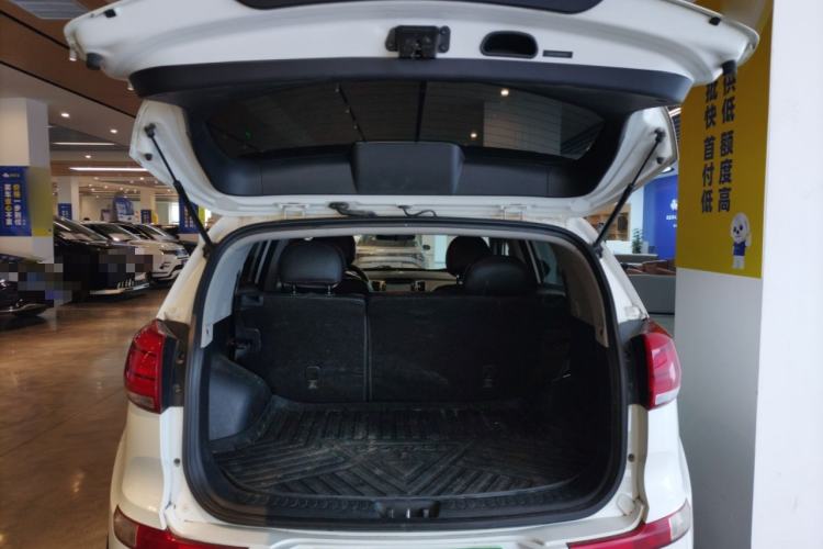 Used Kia Sportage R 2015 2.0L Manual Two-Wheel Drive GL Model
