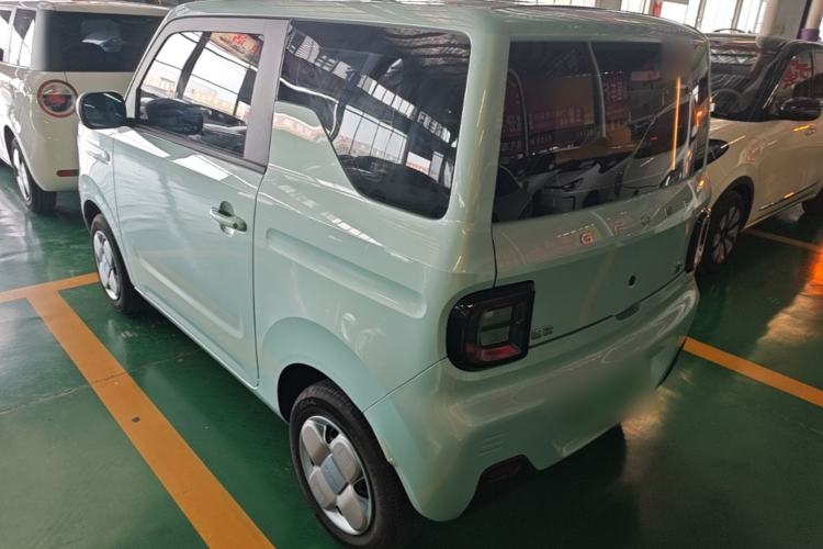 Used Geely Galaxy Panda 2024 Panda Mini 200km Endurance Bear
