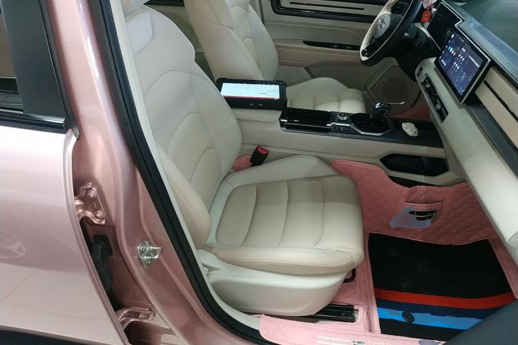 Used Geely Auto icon 2023 1.5TD Chocolate Smoothie Edition
