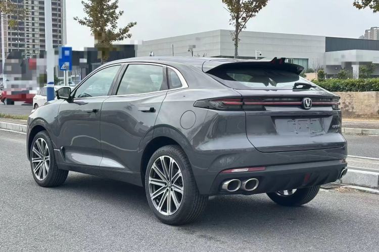 Used Changan UNI-K 2024 2.0T Two-Wheel Drive Global Edition
