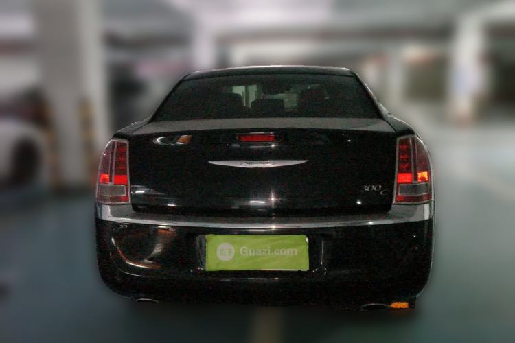 Used Chrysler 300C 2013 3.6L Luxury Edition
