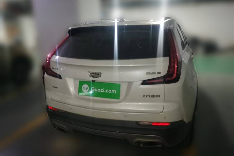 Used Cadillac XT4 2018 28T 4x4 Platinum Edition