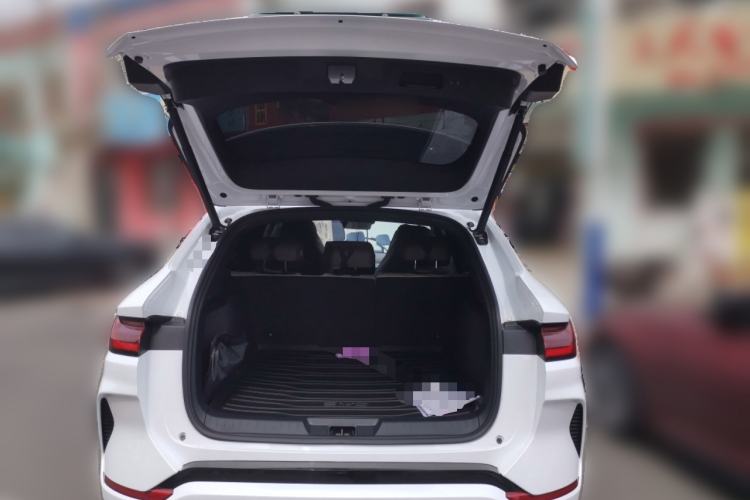 Used BYD Song PLUS New Energy 2025 DM-i Intelligent Driving 112KM Prestige Model Trunk