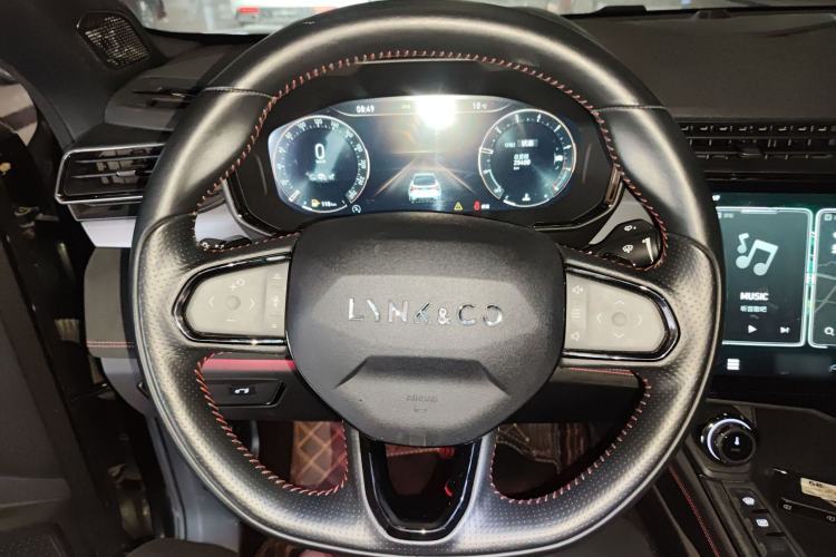 Used Lynk & Co 05 2020 2.0TD Four-Wheel Drive HypeHalo
