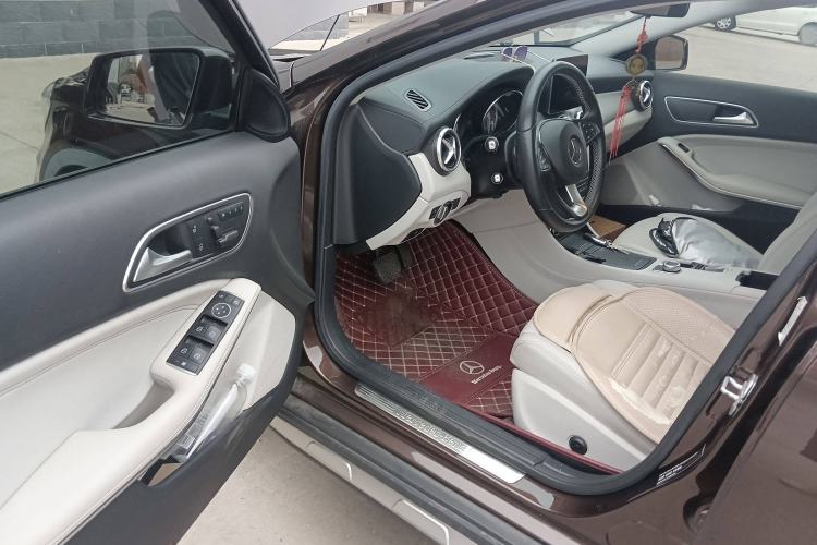 Used Mercedes-Benz GLA 2016 GLA 200 Fashion Model
