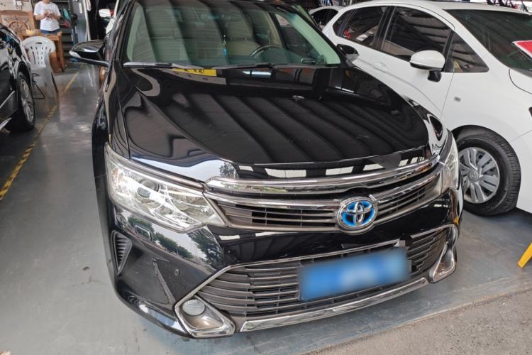 Used Toyota Camry 2015 Dual-Engine 2.5 HG Luxury Navigation Edition Front
