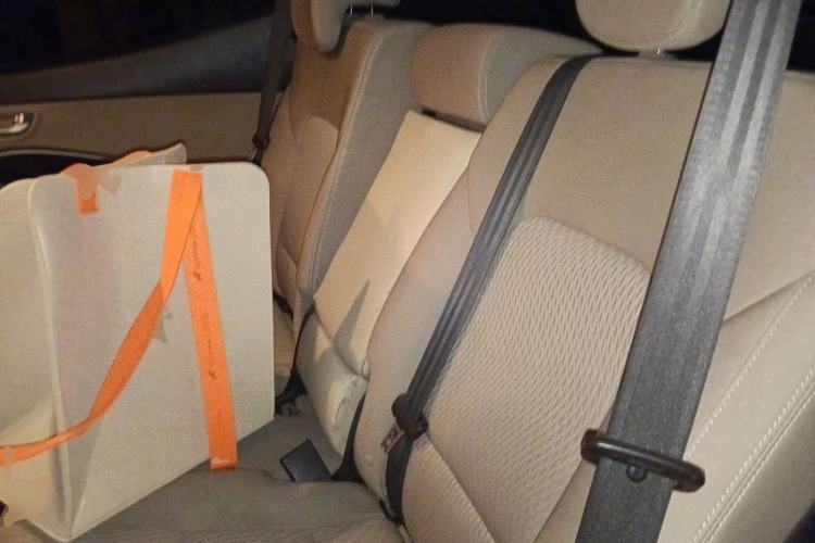 Used Hyundai Santa Fe 2013 2.4L Manual Two-Wheel Drive Comfort Version Left Rear Seat