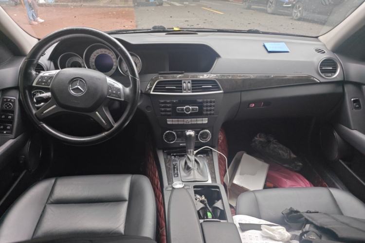 Used Mercedes-Benz C-Class 2011 C 200 CGI Fashion Model