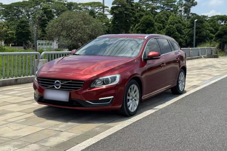 Used Volvo V60 2015 T5 Zhiyi Edition