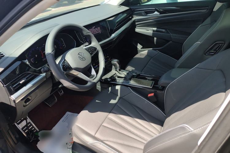 Used Volkswagen Passat 2024 380TSI Starry Dragon Edition Left Front Seat