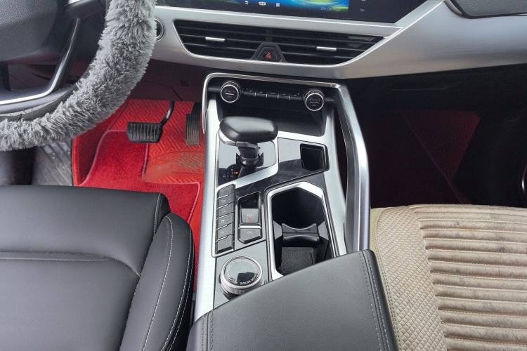 Used Geely Auto Monjaro 2020 High-Energy Edition 300T Yáoxīngzhě Audio And AC Panel