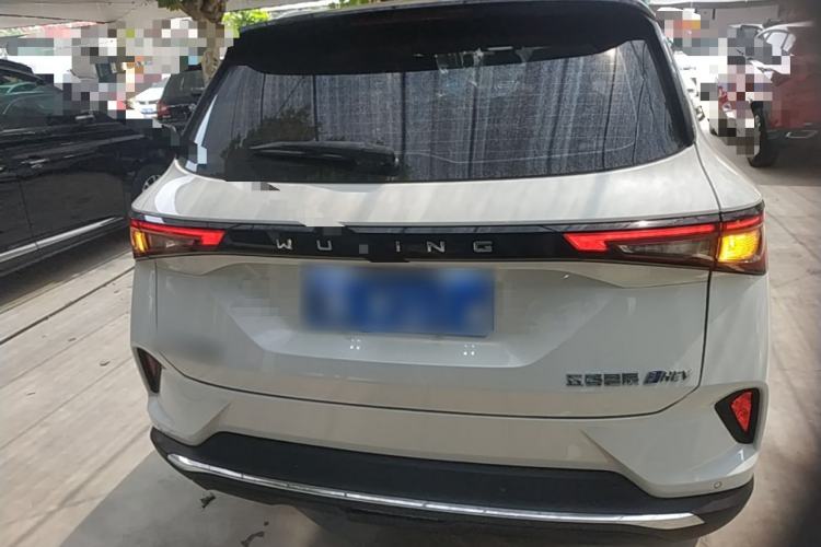 Used Wuling Asta 2022 2.0L DHT Electric-Speed Version