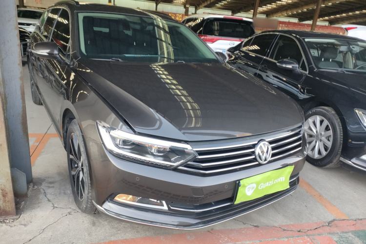Used Volkswagen Variant 2018 380TSI Two-Wheel Drive Comfort Edition