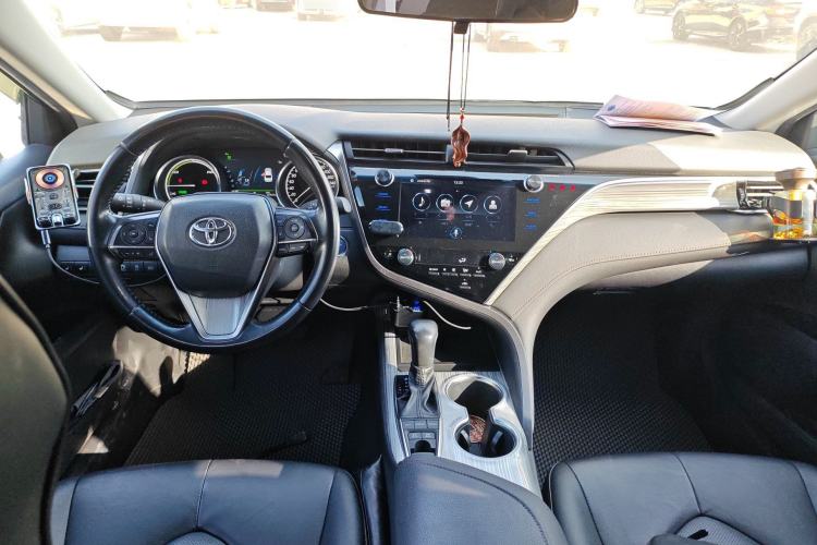 Used Toyota Camry 2019 Revised Version Dual-Engine 2.5 HG Luxury Edition
