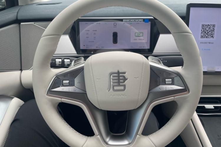 Used BYD Tang L 2025 DM 200KM Four-Wheel Drive LiDAR Flagship Model