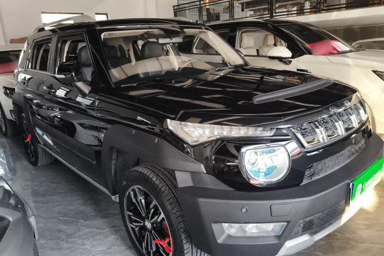 Used BAIC Off-Road BJ20 2018 1.5T CVT Luxury Model Front Right 45 Deg