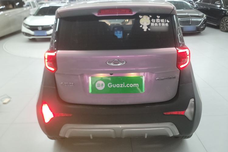 Used Chery Little Ant 2022 Sweet Pink Edition Half-Sugar Version Lithium Iron Phosphate 29.2 kWh 30 kW 301 km
