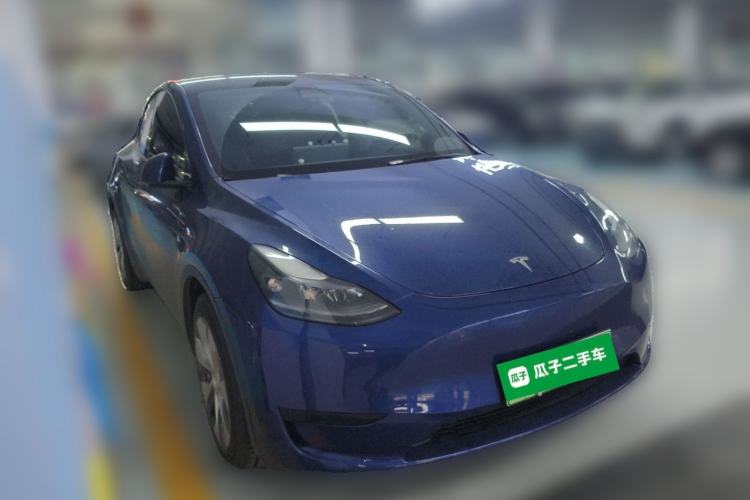 Used Tesla Model Y 2022 Rear-Wheel-Drive Version Front Right 45 Deg