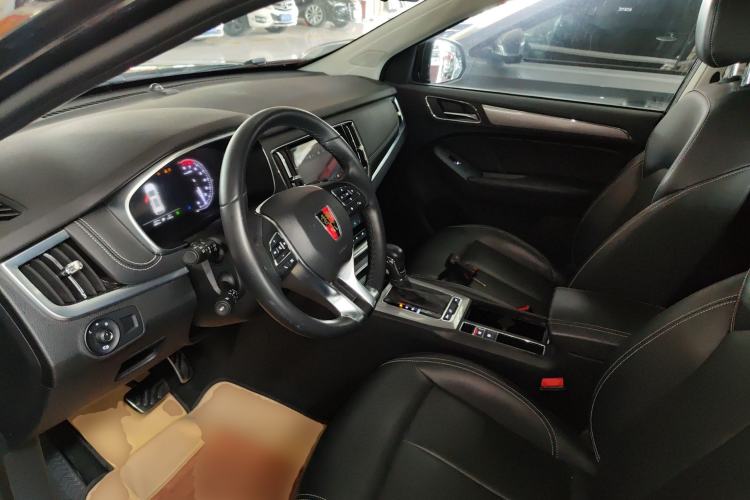 Used Roewe RX5 2018 20T Two-Wheel Drive Automatic Internet Smart Luxury Edition Driver Seat