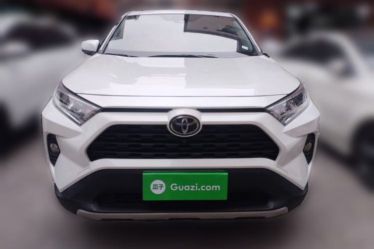 Used Toyota RAV4 2021 2.0L CVT Two-Wheel Drive Fashion Edition