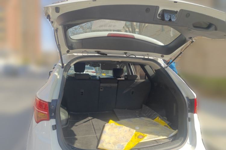 Used Hyundai Santa Fe 2013 2.4L Automatic 2WD Comfort Edition Trunk