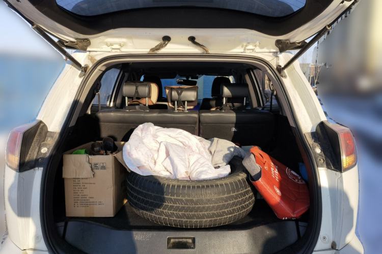 Used Toyota RAV4 2016 2.0L CVT 4x4 New Edition China V Standard